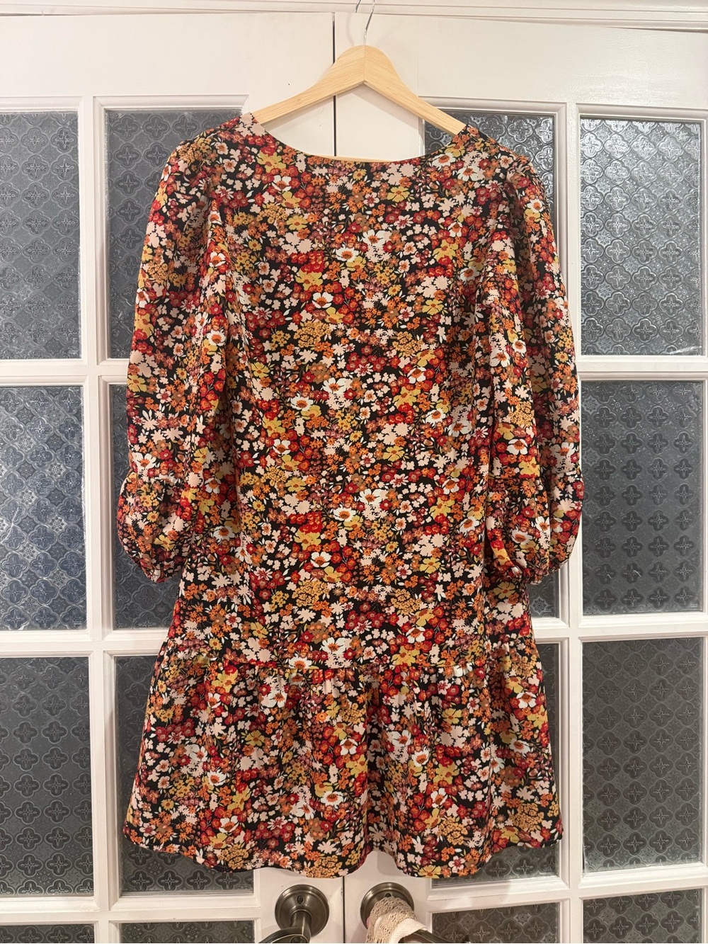 Sugarlips Black Multi Floral Puff-Sleeve Mini Dress - Picture 2 of 3